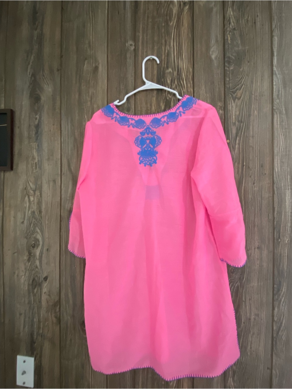 Lilly Pulitzer Pink Tunic with Blue Embroidered Neckline - Picture 5 of 6